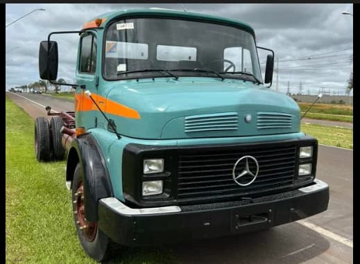 MERCEDES-BENZ 1114 3-Eixos 2p (diesel) 2025