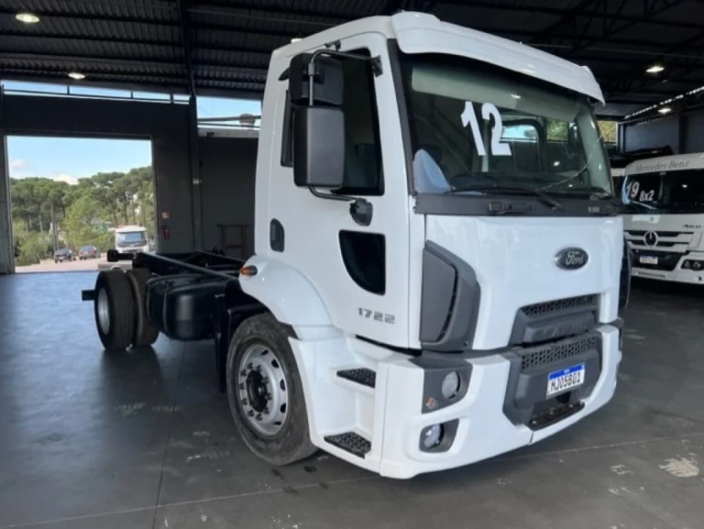 FORD CARGO 1218 Turbo 2p (diesel) 2025